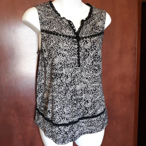 Lucky Black & White Crochet Print Tank Top M - Picture 3 of 8